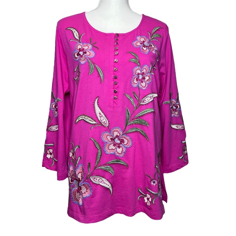 Johnny Was LIBBI 3/4 Sleeve Button Front Tee Women's M Pink Floral Embroidery
